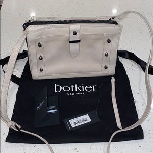 Botkier Warren